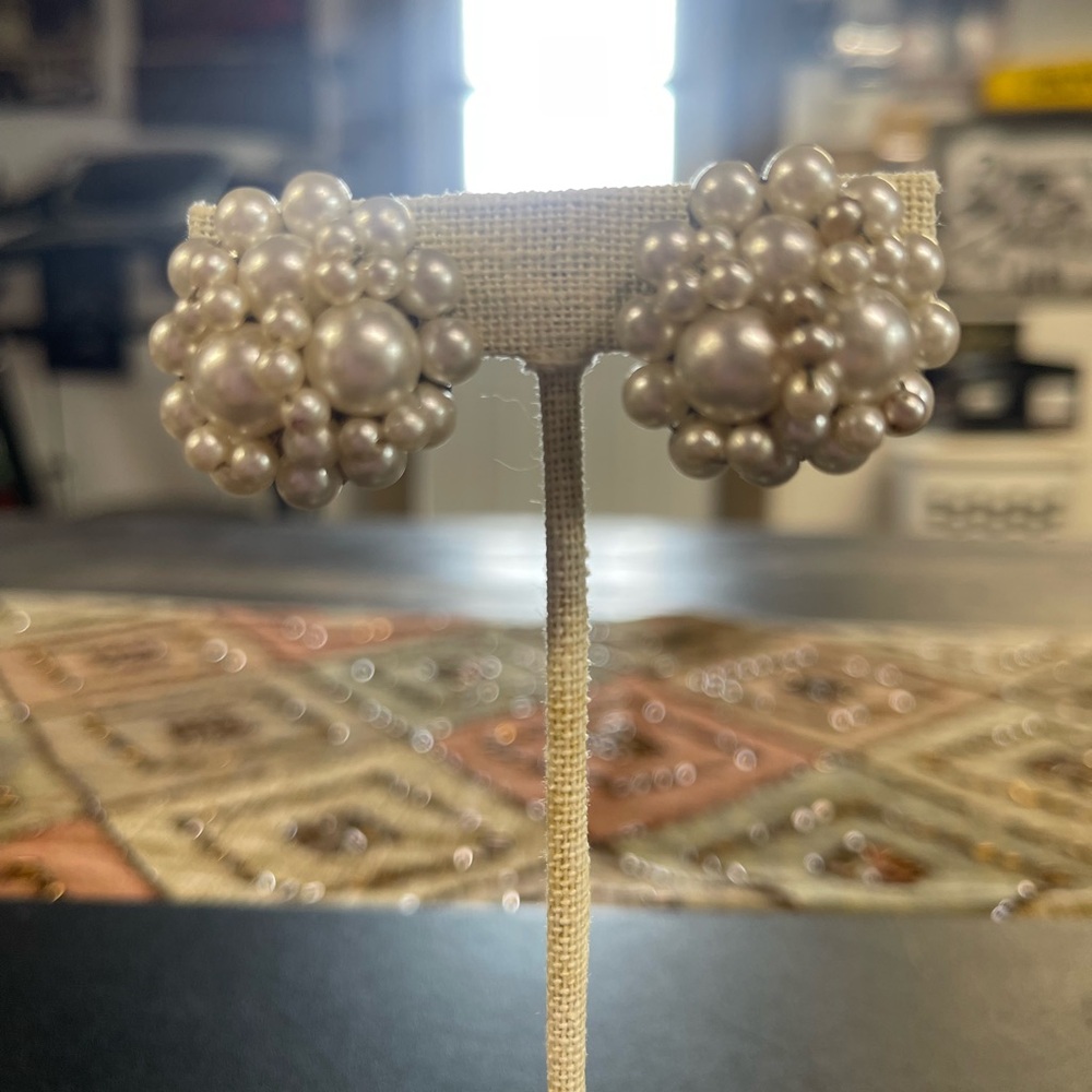 Elegant Faux Pearl Cluster Earrings